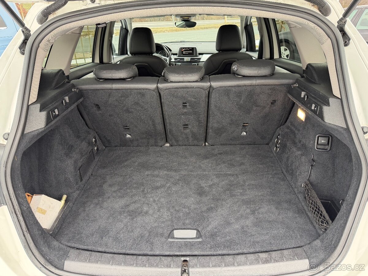 BMW Řada 2, 216d 85kW Active Tourer - 19