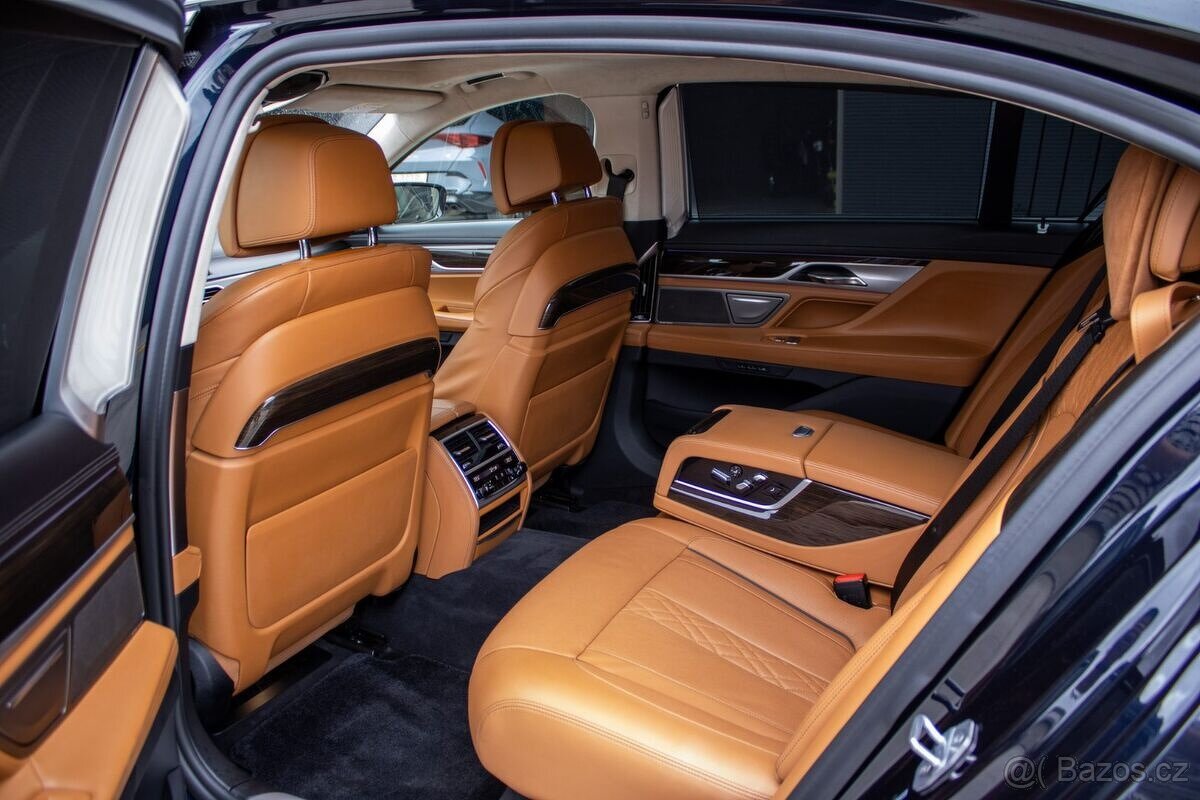 BMW Rad 7 750Li xDrive A/T 2018 - 19