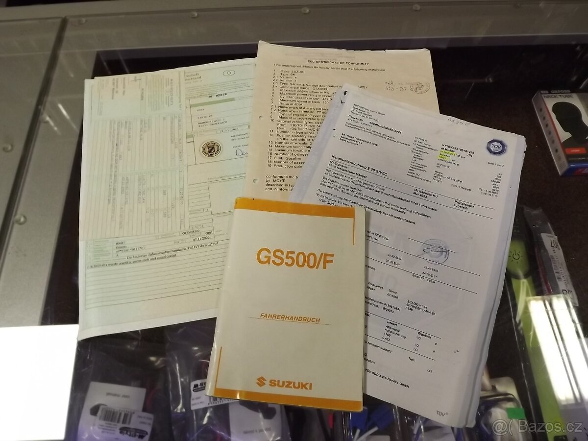 Suzuki GS 500 - 19