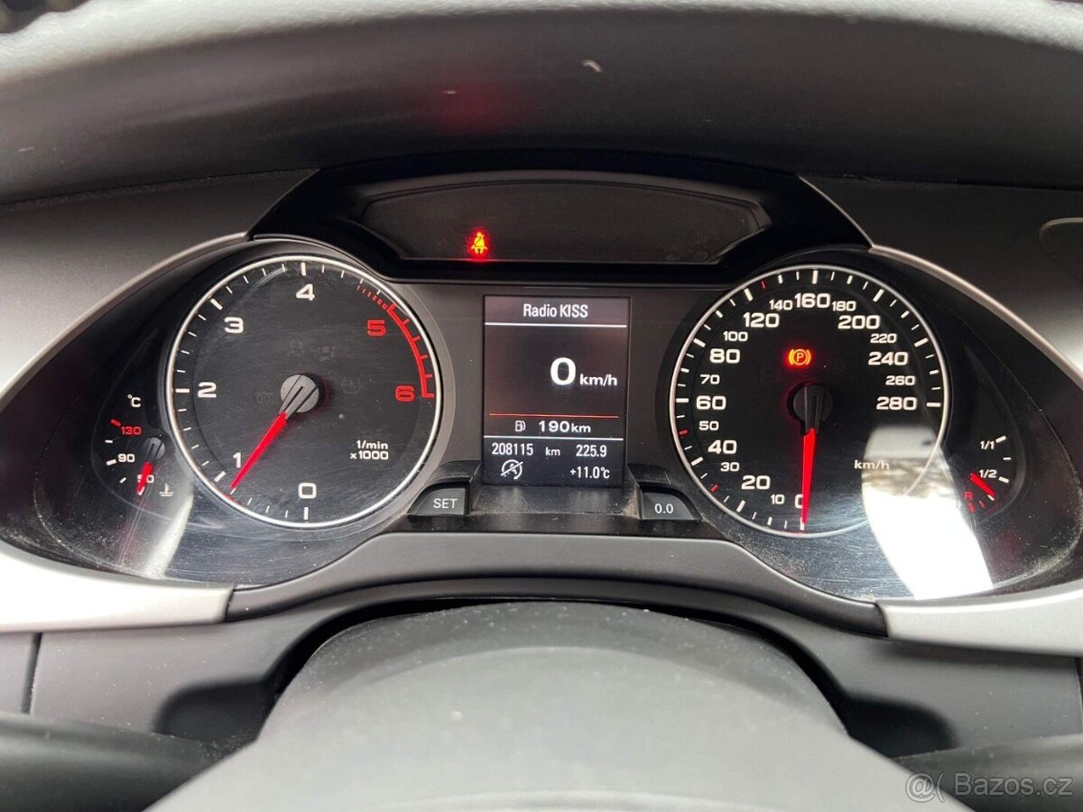 Audi A4 B8 Avant Quattro 2.0 TDI 105 kW 4x4 klima 3x S-line - 19