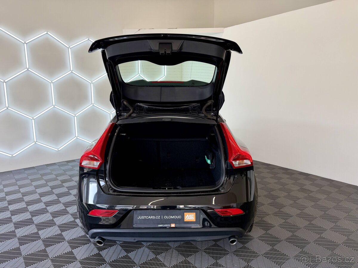 Volvo V40, 2.0 D2, 88kW, AUTOMAT - 19