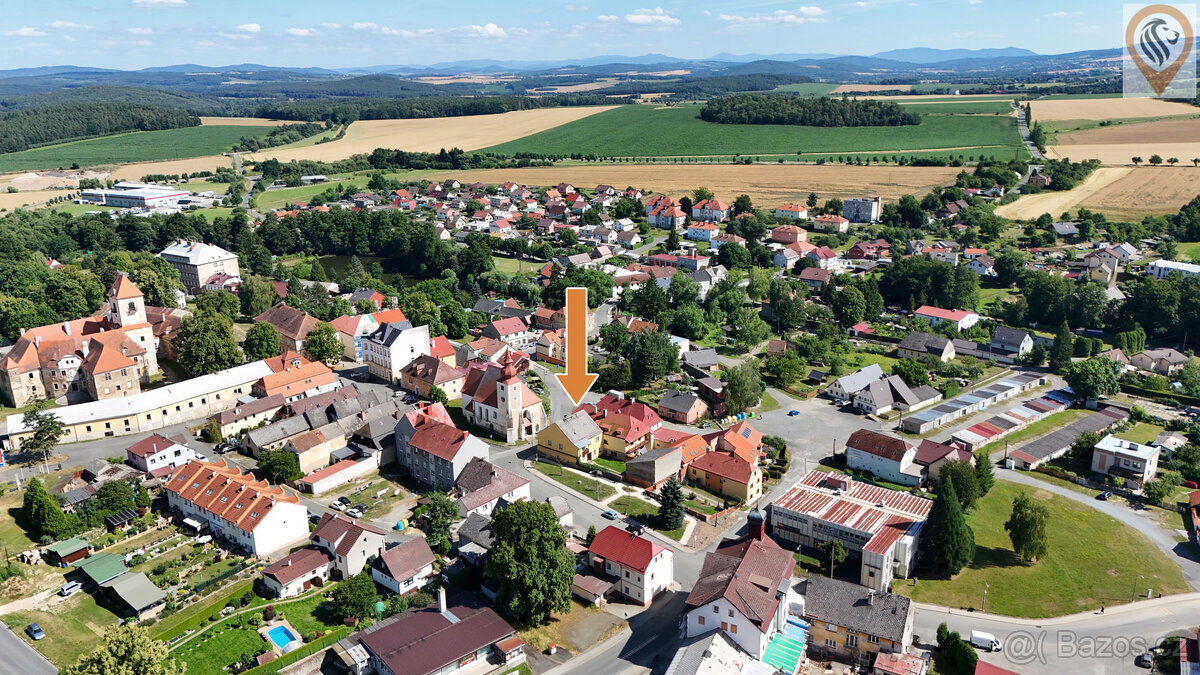 Rodinný dům se stodolou a uzavřeným dvorem a zahradou, Poběž - 19