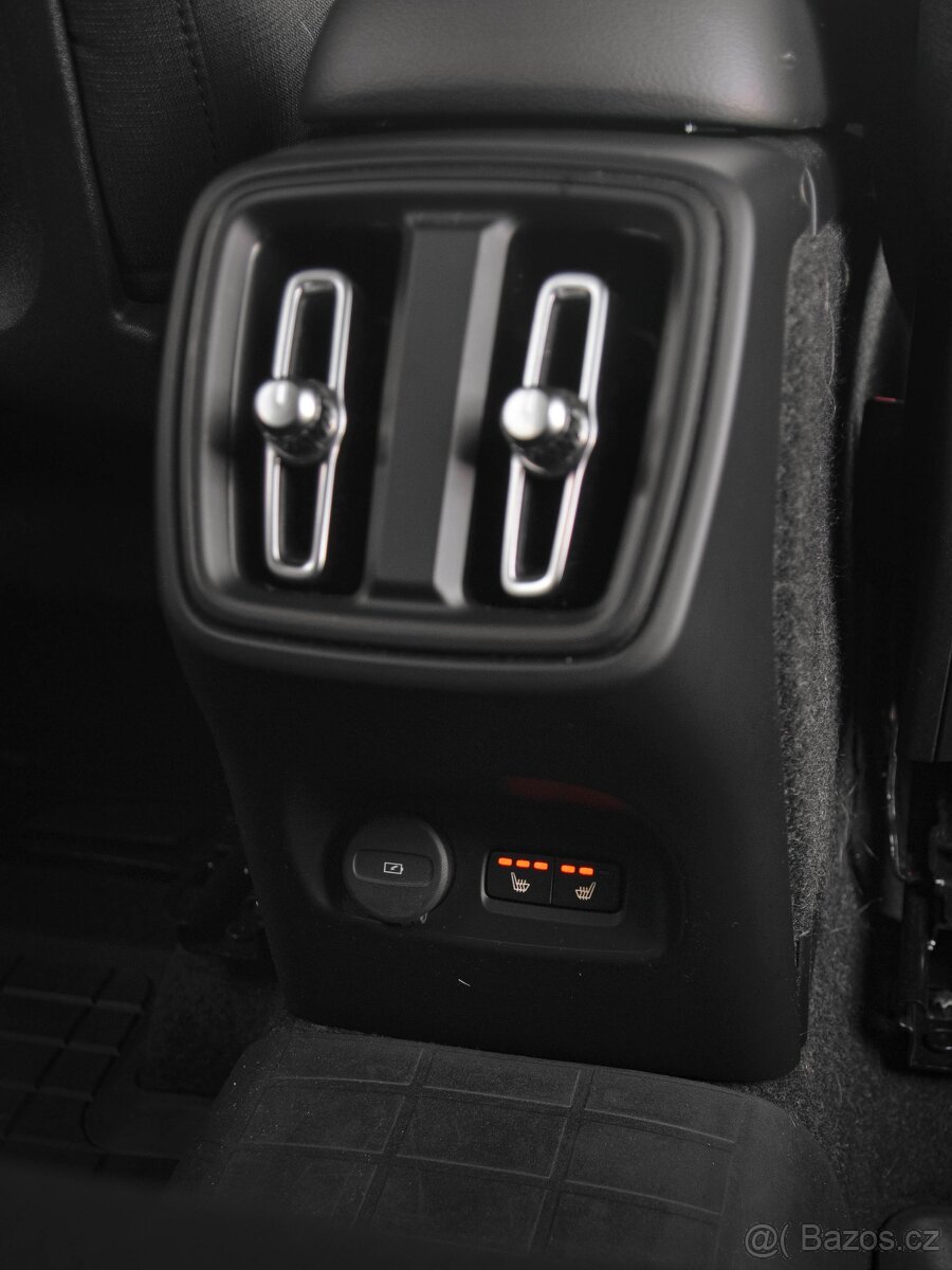 Volvo XC40, D3 AWD 2,0/110kW - 19