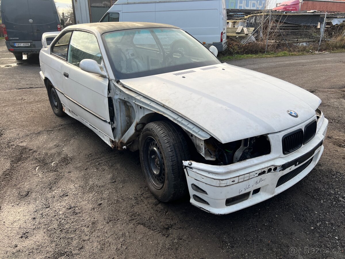 BMW E36 Coupe karoserie - 19