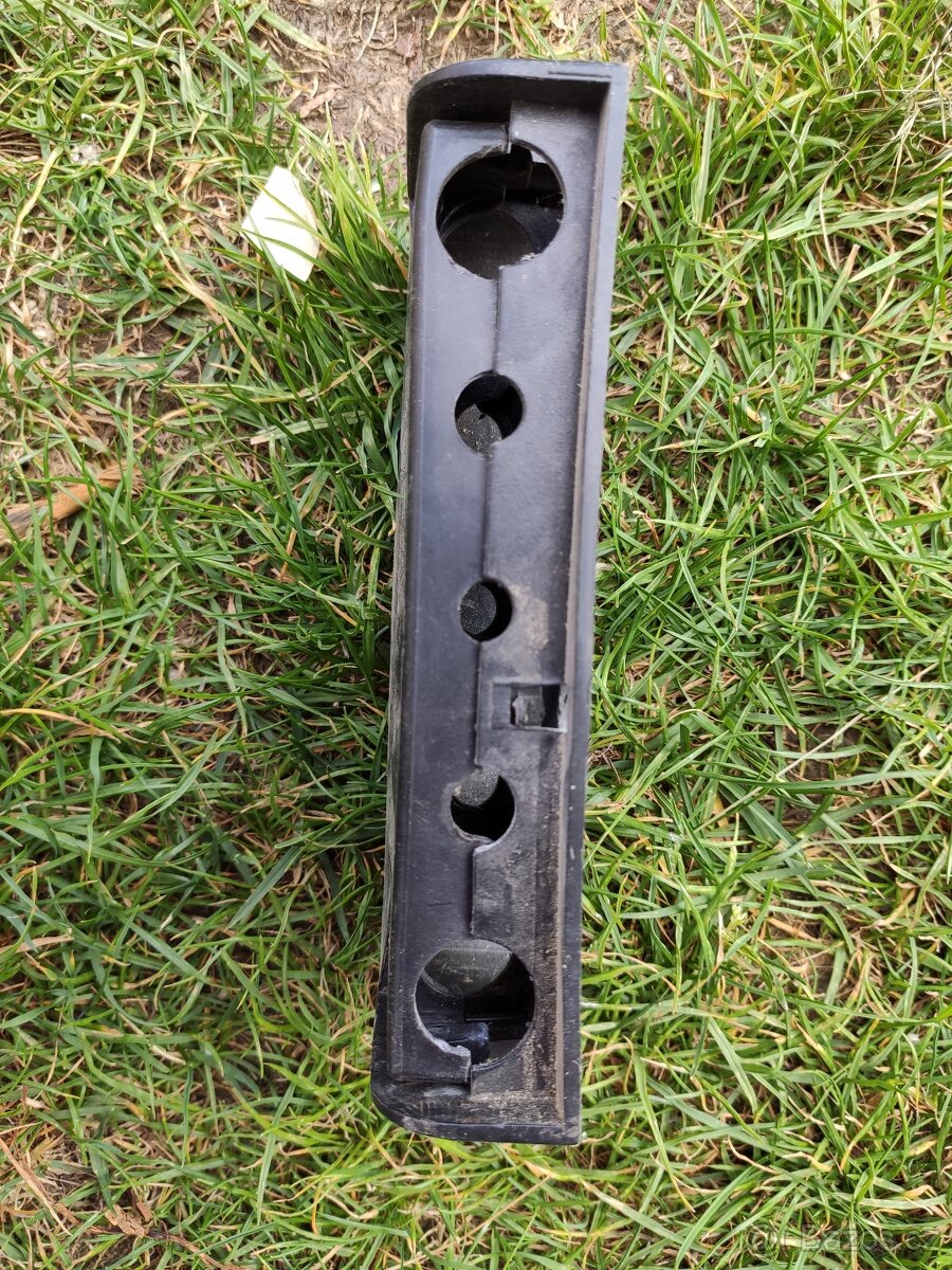 Kryt na zahradní nábytek kus 100,-Kč - 19