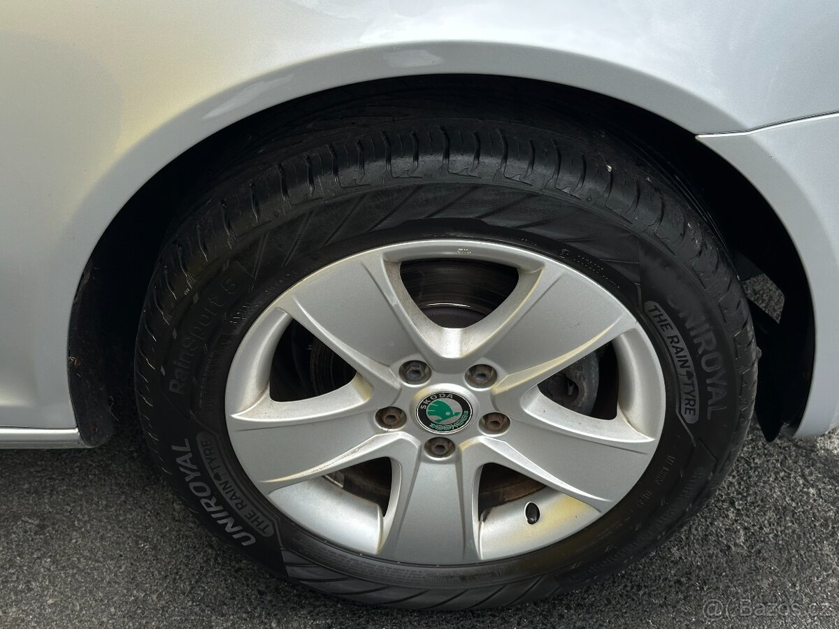 Škoda Octavia II KOMBI 1.2TSI/77kW 2.Maj r.v.2013 - 19