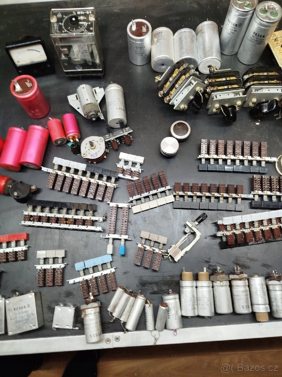 Rádio Tesla + příslušenství - 19