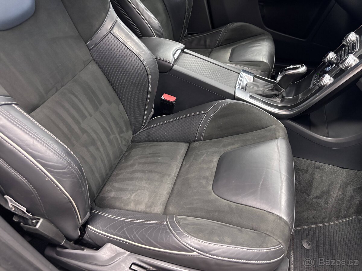 Volvo XC60 2,4 D4 R-Desing - 19
