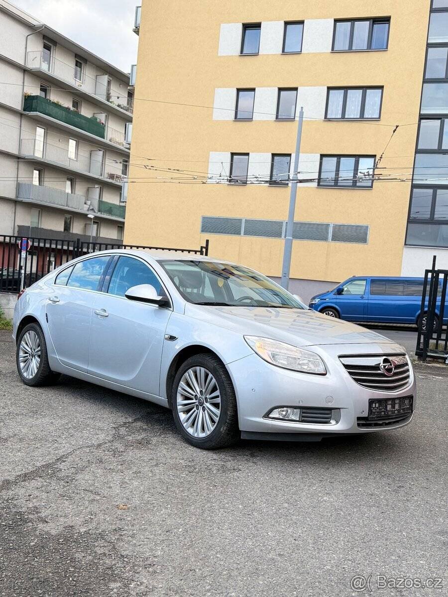 Opel Insignia, 2,0 BEZ KOROZE Ojeté, 2013, 239 253 km Karose - 19