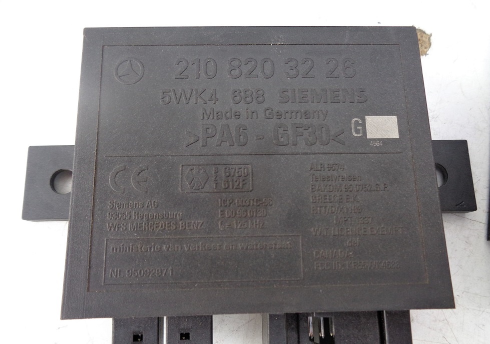 Mercedes C180 W202 náhradní díly - 19