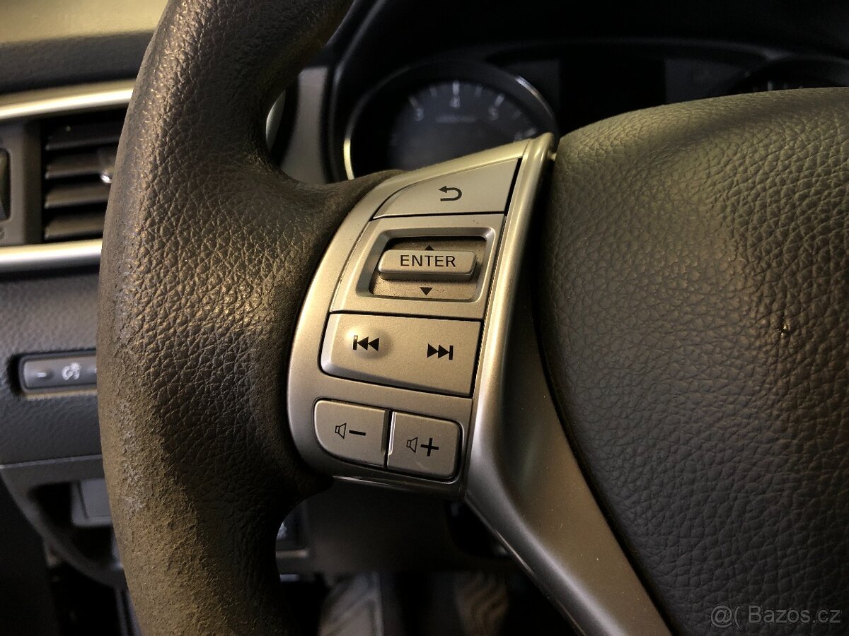 NISSAN QASHQAI 1.2 DIG-T - 19