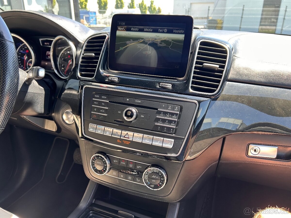 Prodám Mercedes-Benz GLS 500 4MATIC AMG Designo, 7 míst - 19