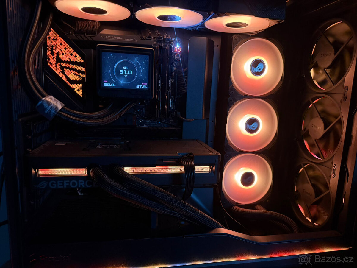 ASUS RTX 5090 LC OC, 4K OLED ASUS MONITOR - 19