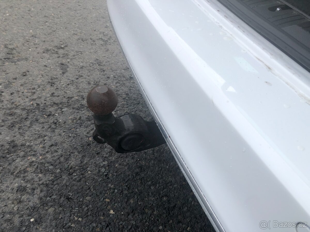 VW Passat Variant 2.0TDI/R-Line/Pano/DSG/LED - 19