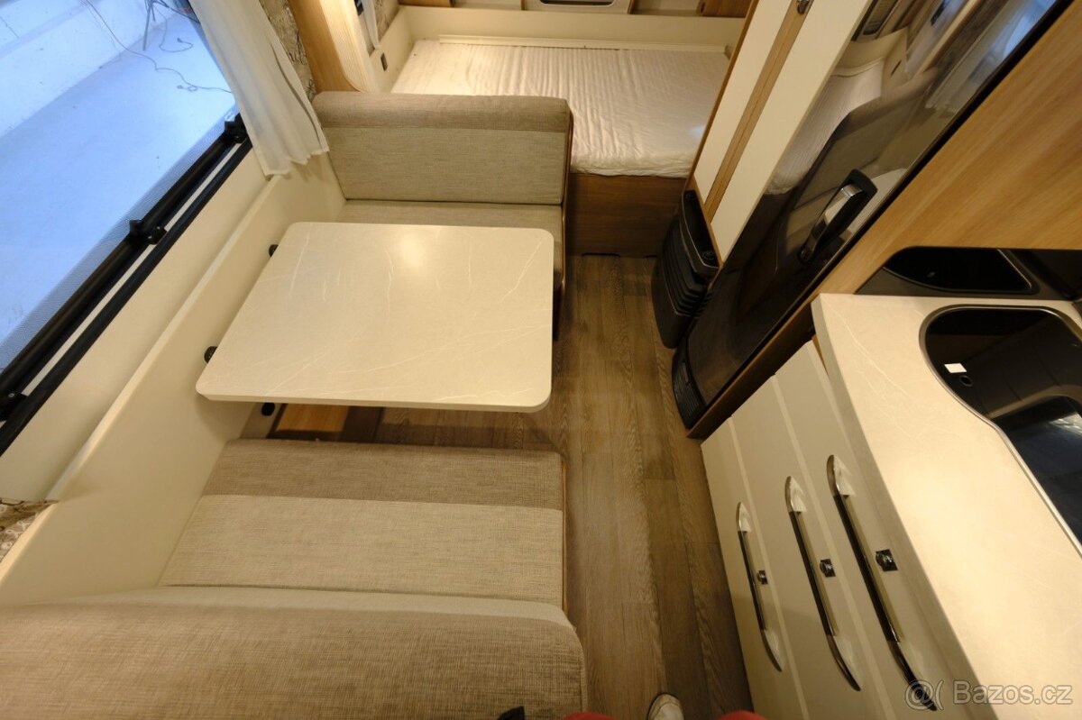 Hobby De Luxe 490 KMF - 19