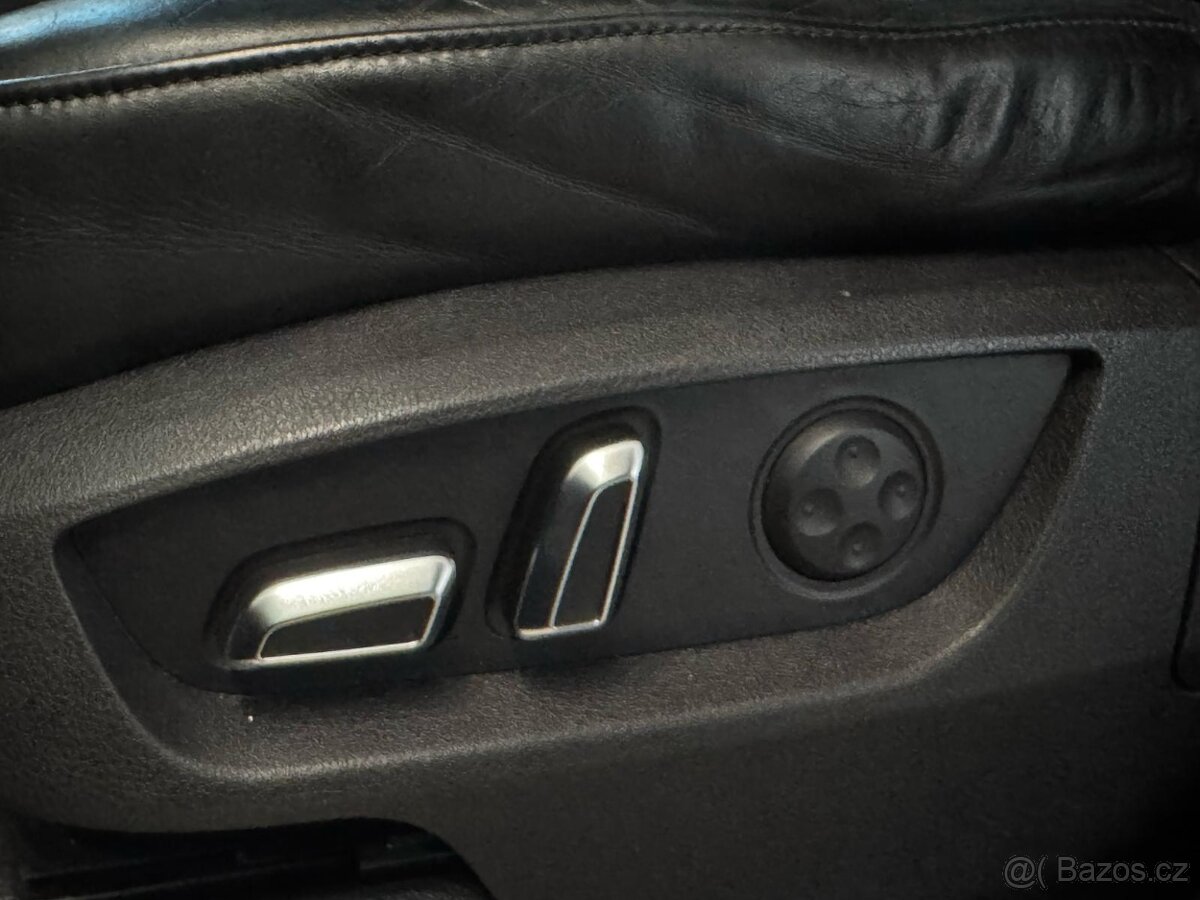 Audi Q7 Quattro S-line - 19