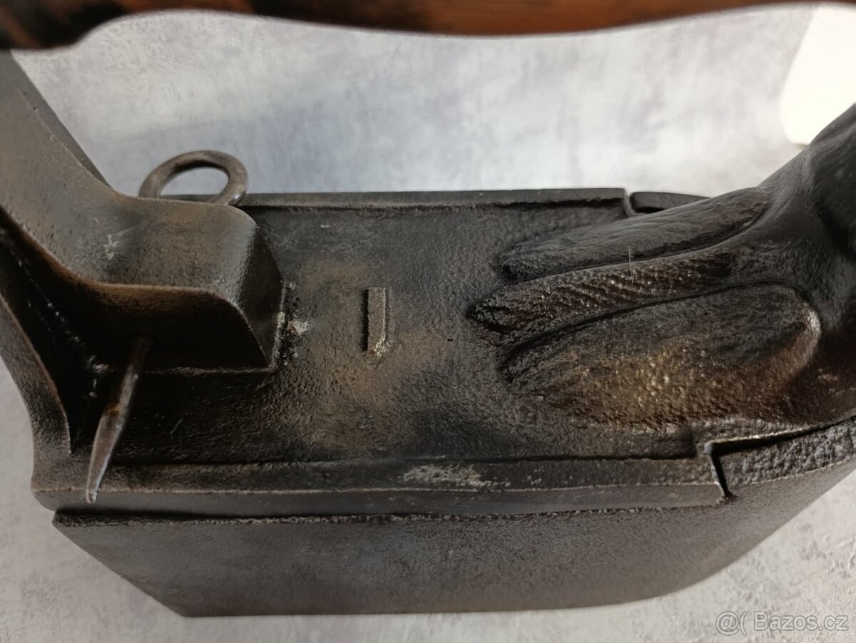 Obrovská atypická komínová žehlička, 9,65kg TOP - 19