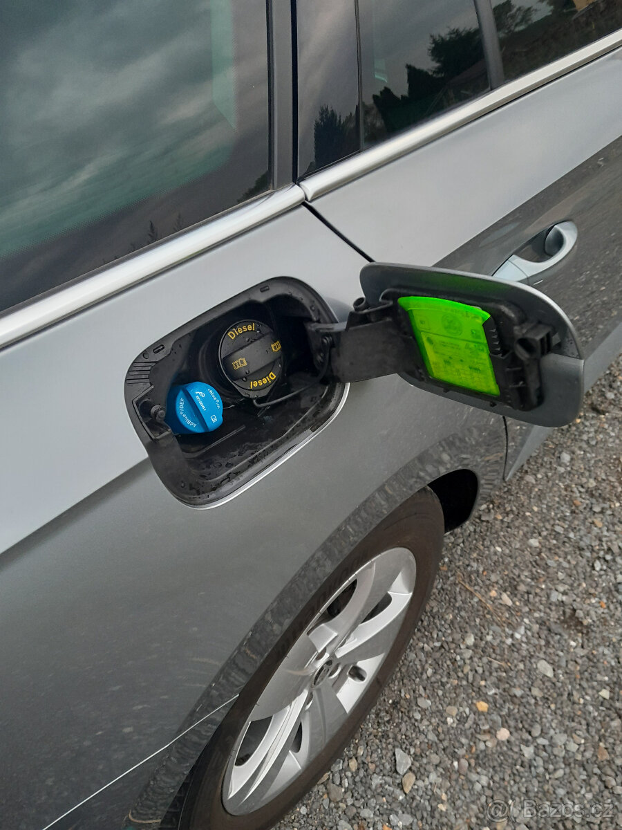 Škoda Superb 3 combi 2.0 TDi,110kW,Facelift,Style,Man,NAVI - 19