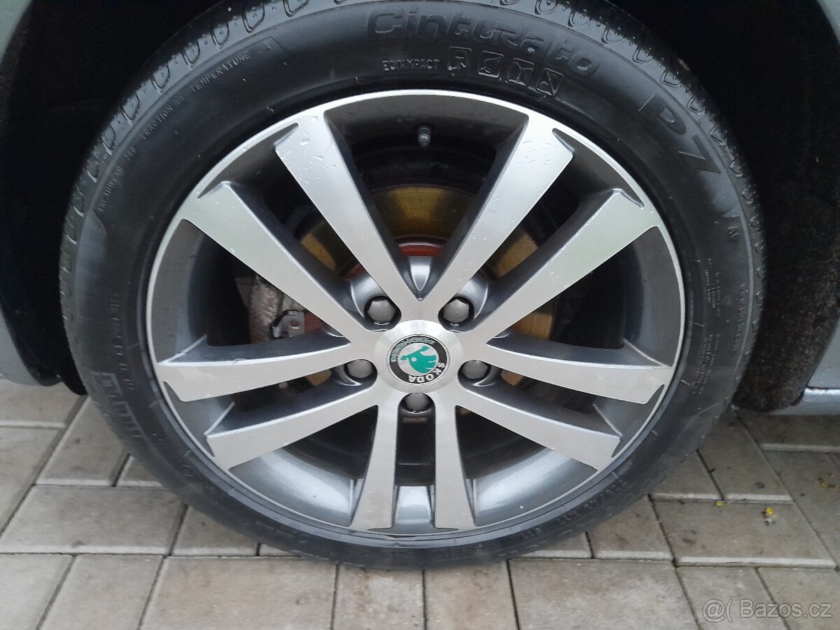 ŠKODA OCTAVIA KOMBI II FACELFT 1,4 TSI,2012,XENONY - 19