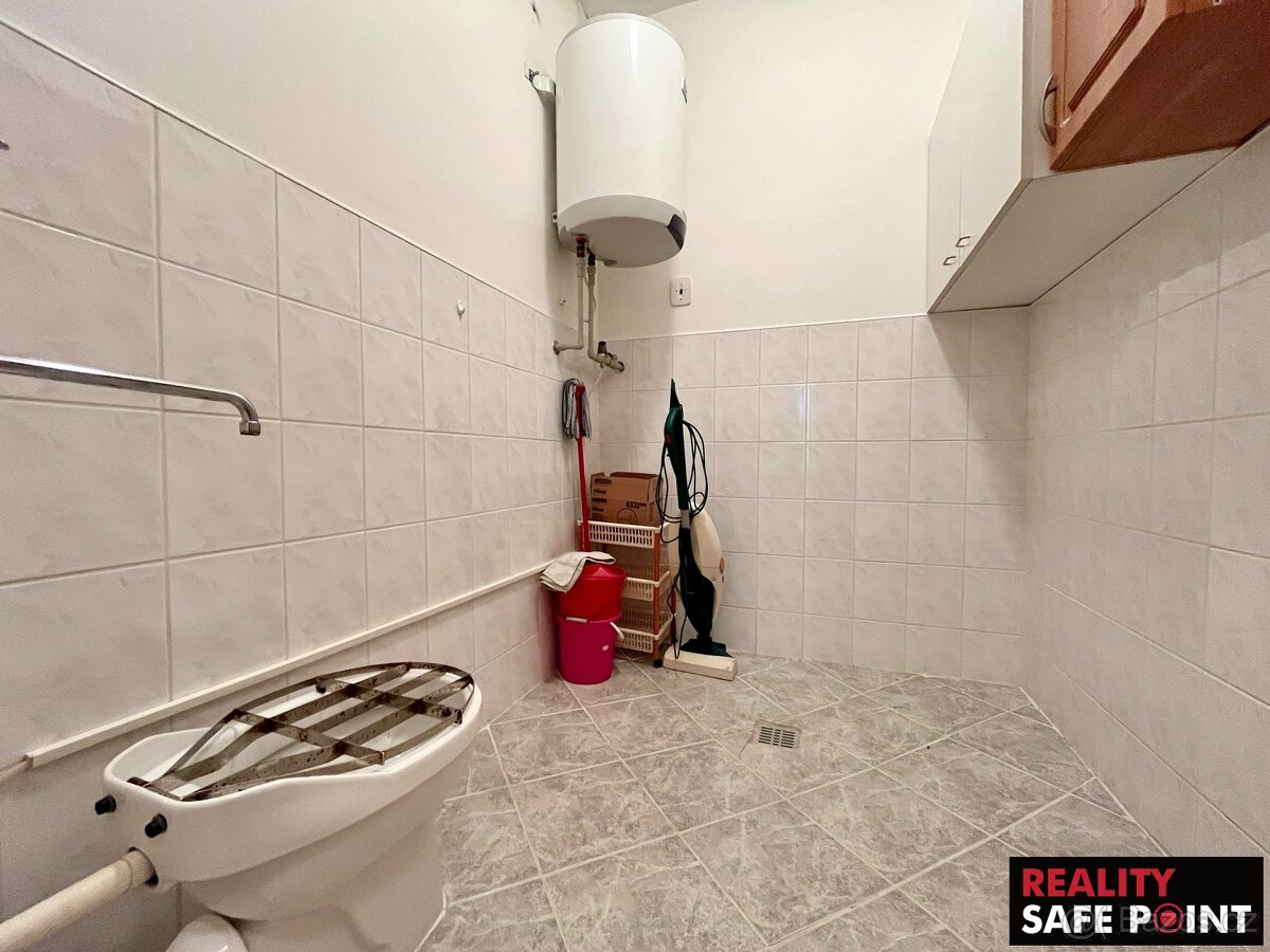 Prodej obchodního prostoru (3 159 m2), ev.č. 00594 - 19