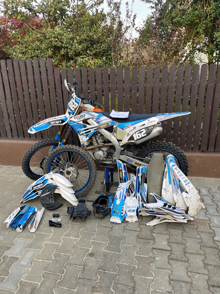 TM 250 MX FI 4T 2023 - 19