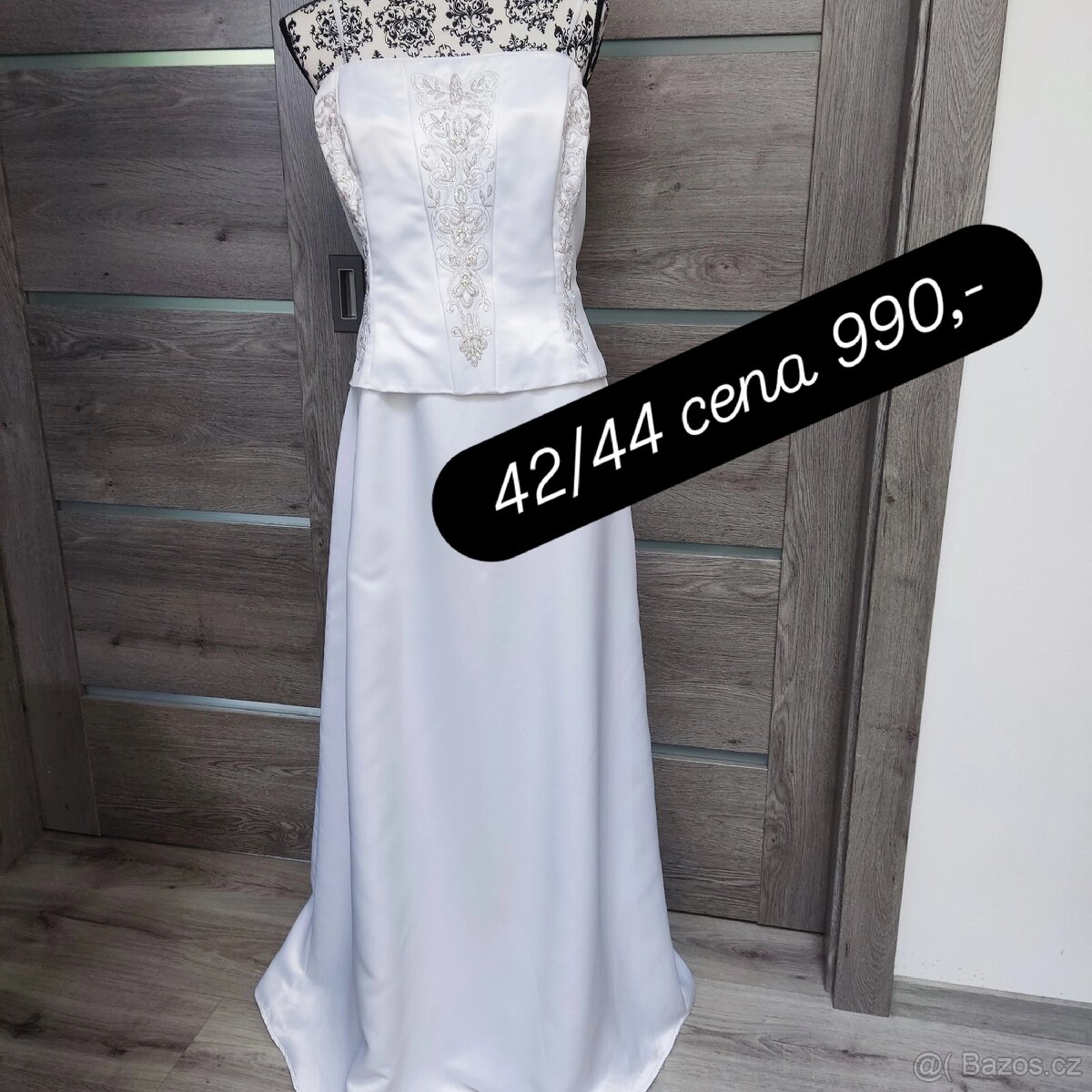 Svatební šaty 20 kusů různé velikosti - 19