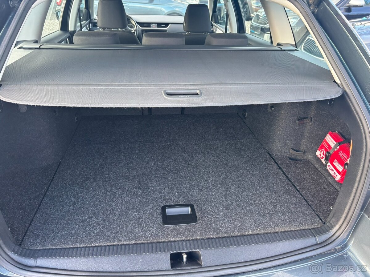 Škoda Octavia 1.5 TSI 110kw r.v.2017, serviska - 19