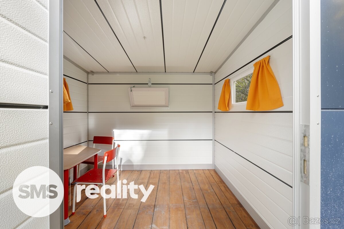 Útulná zrekonstruovaná chatka v srdci Moravského krasu – Jed - 19