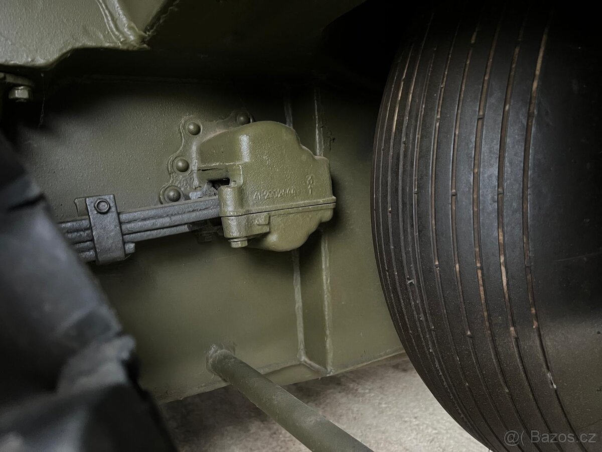 BRDM pouze 892 km - 19