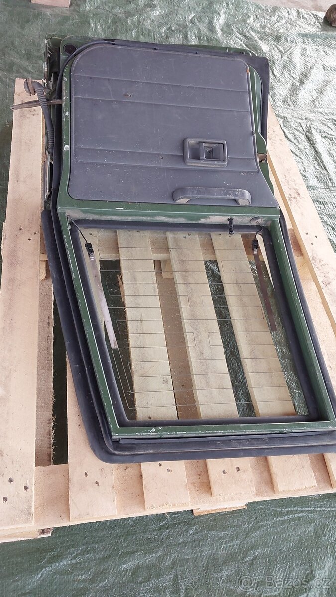 Nissan Patrol GR Y60 – Zadni dveře levé - 19