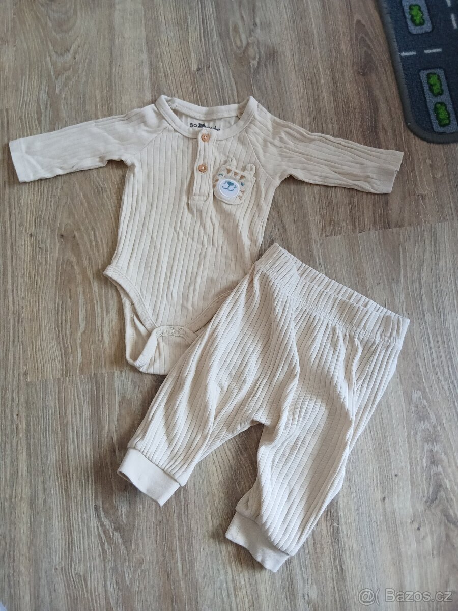 Dětské oblečení - 19