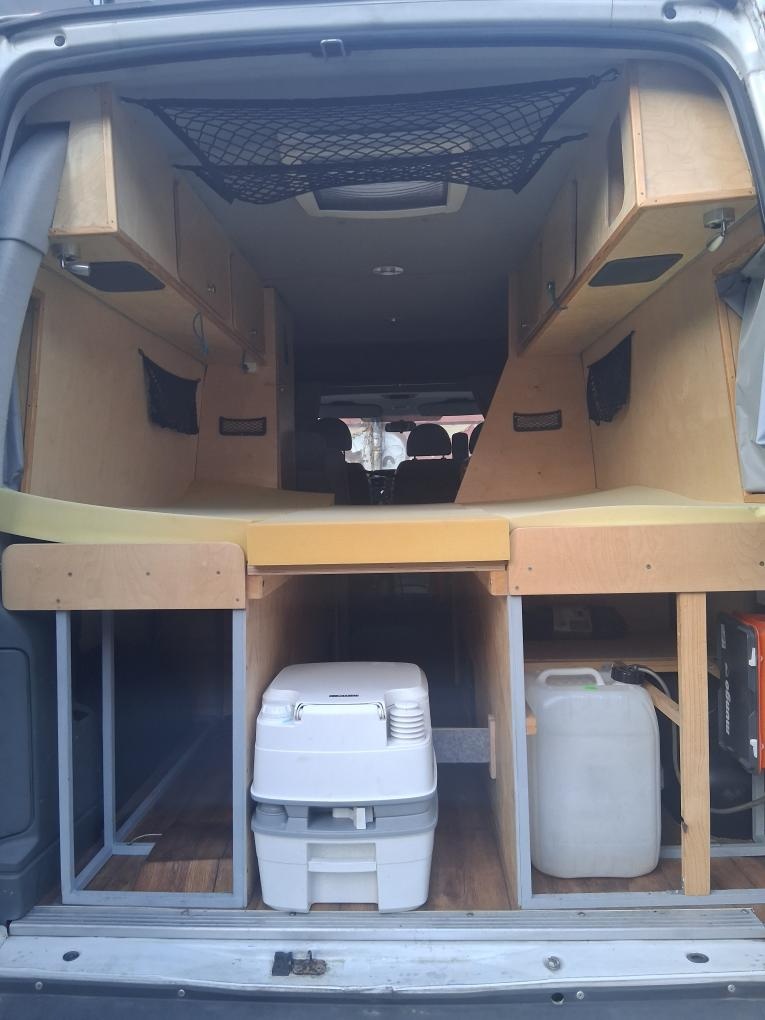 Ford Transit - obytná dodávka - 19