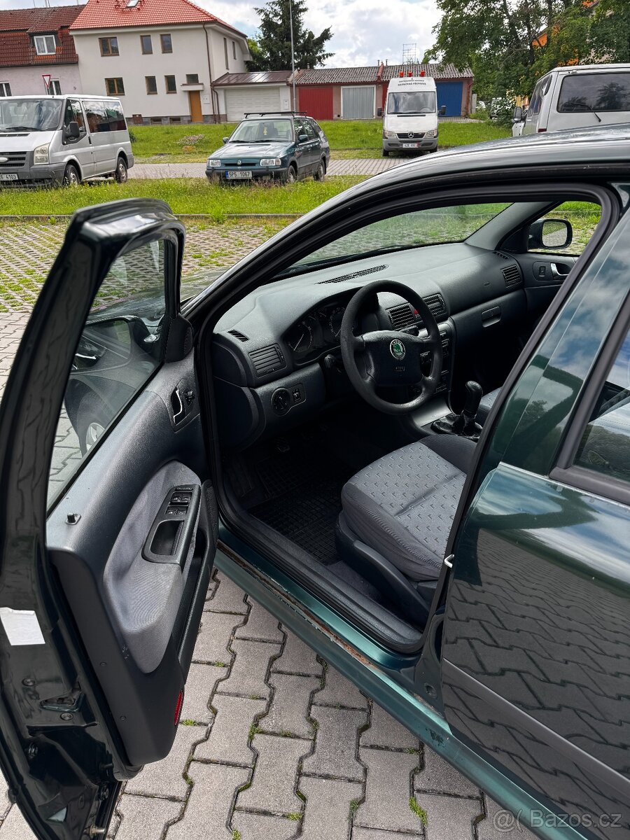 Škoda Octavia I. 2.0i 85kw - 19