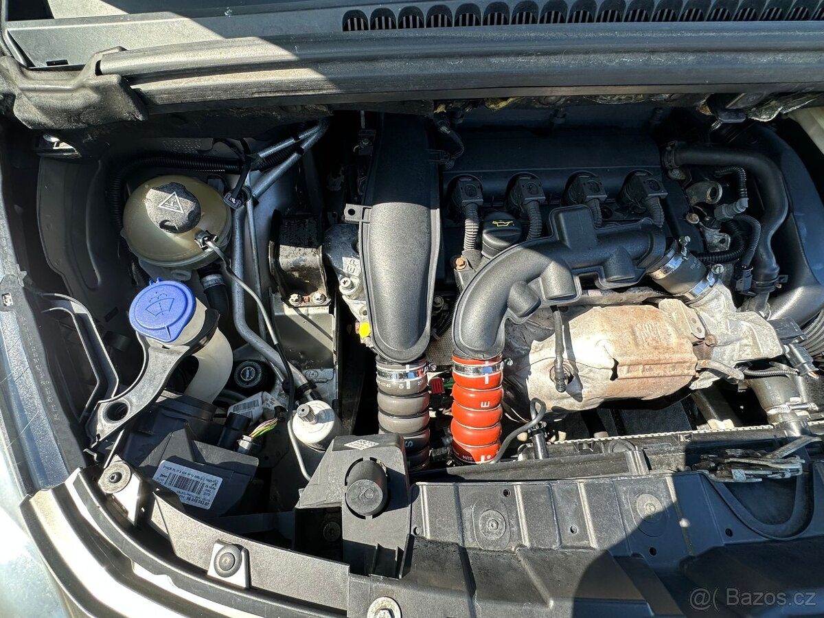 Peugeot 3008, 1,6 THP 115 kW - 19