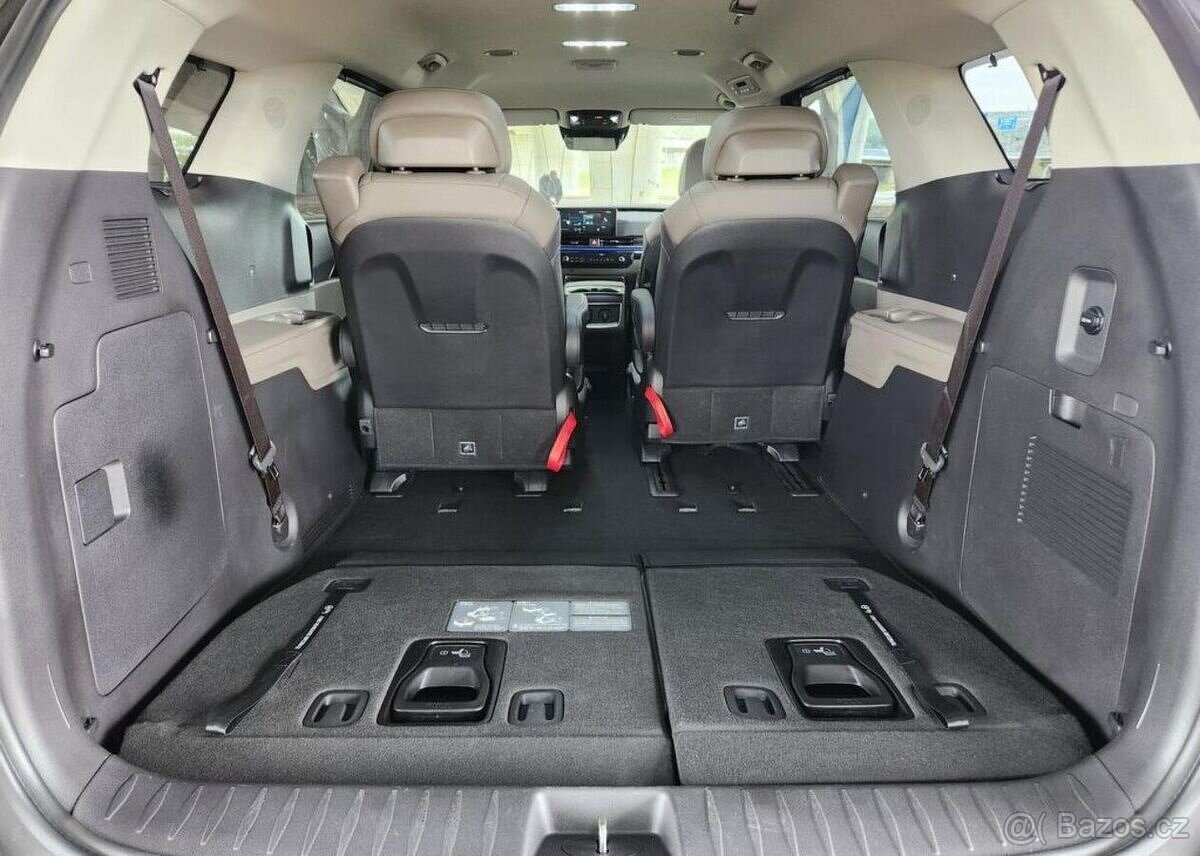 Kia Carnival 2.2-NOVÝ MODEL-7míst - 19