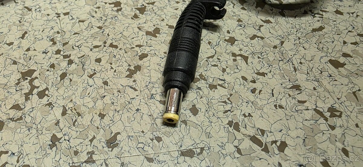 adaptéry Lenovo/IBM a HP 40 - 130W - 19