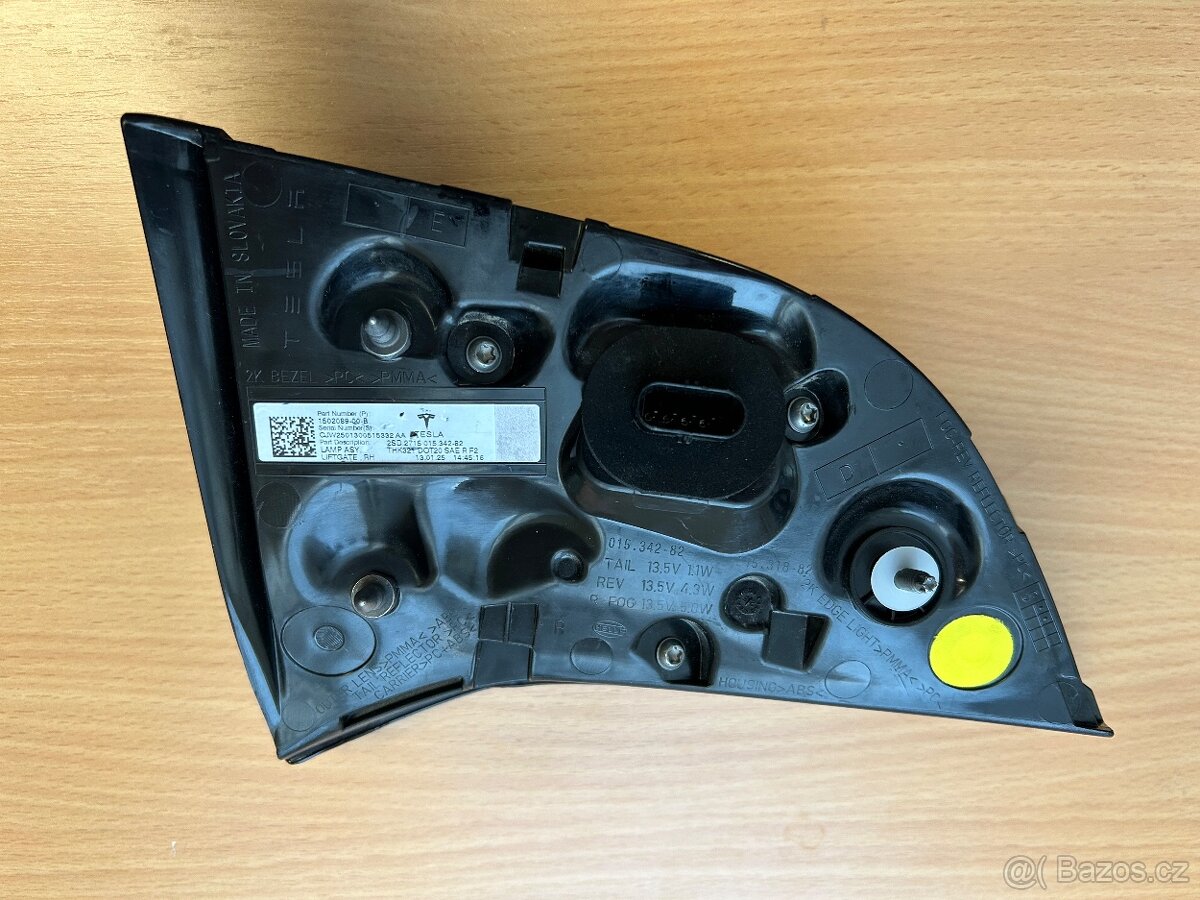 Kompletní set zadních světel Tesla model3 / Y - 19