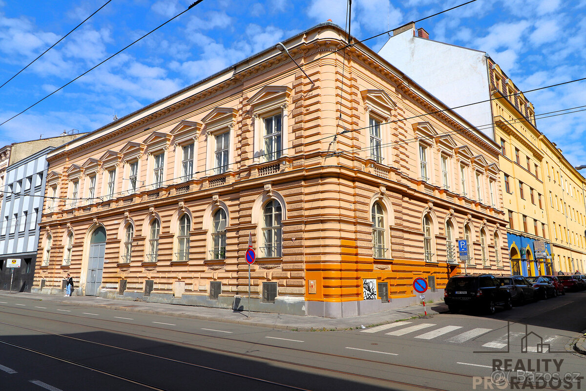 Exkluzivní mezonetový byt 3+kk 104,5m² v těsné blízkosti cen - 19