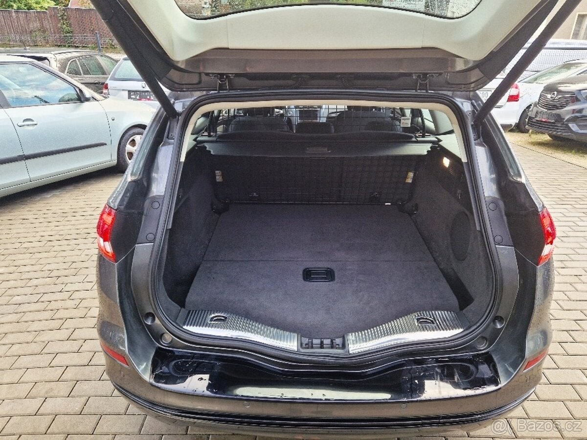 FORD Mondeo, 2.0 TDCi Titanium, NEZ. topení, r.v. 2022 - 19
