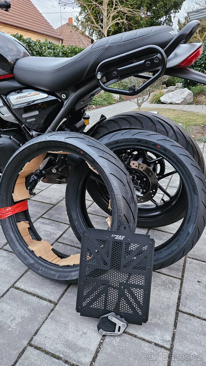 Triumph speed 400 - 19