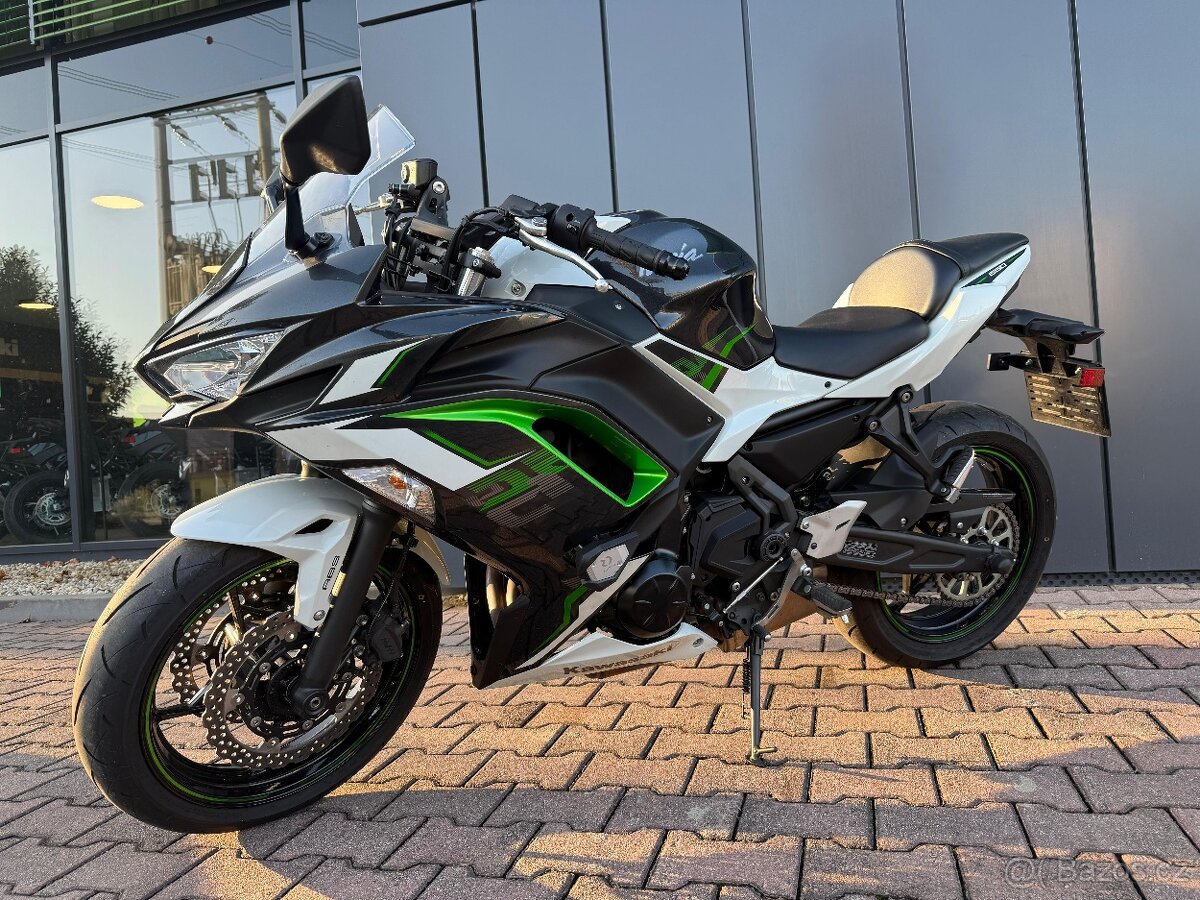 Kawasaki Ninja 650 r.v 2022, naj jen 3236 km Jak nová - 19