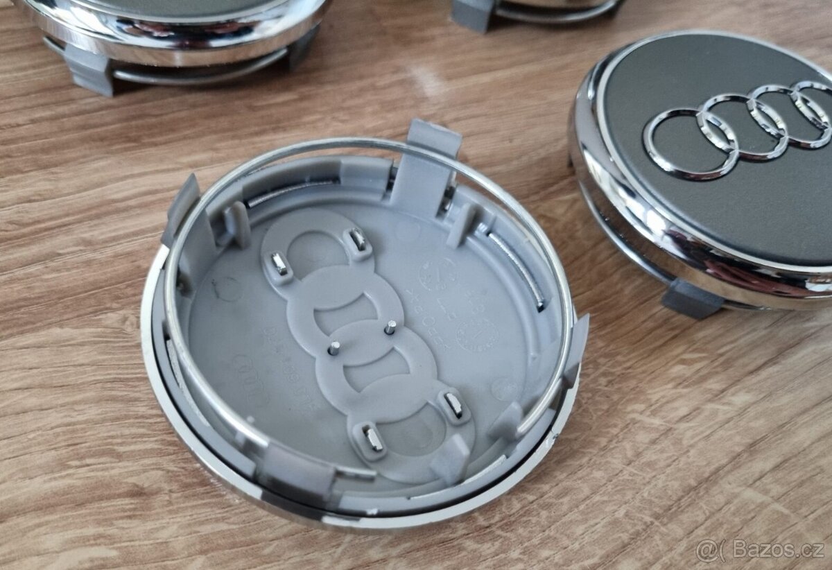 Poklicky AUDI kryty stredu disku kol - 19