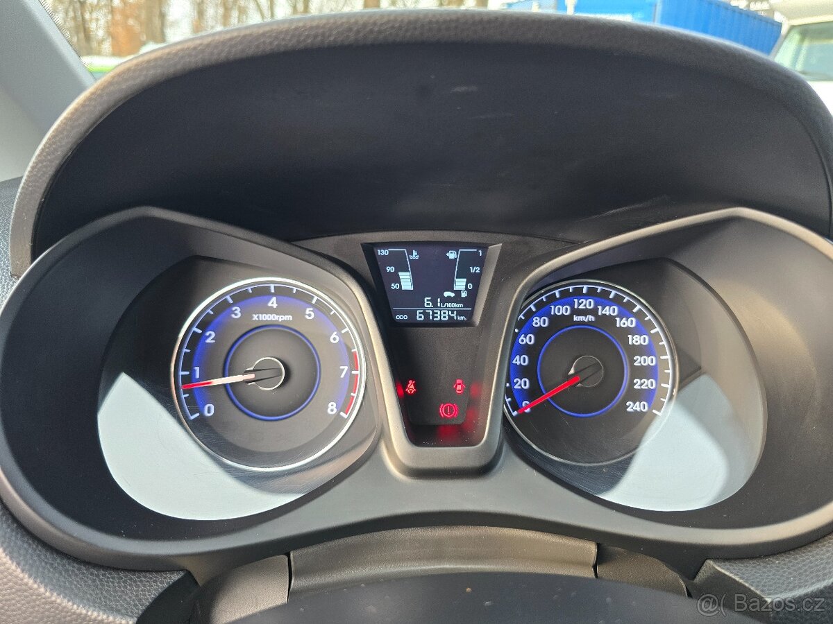 ⭐Hyundai ix20 1.6 CVVT/92KW/ČR/1.MAJ/SERVISKA/AC⭐ - 19