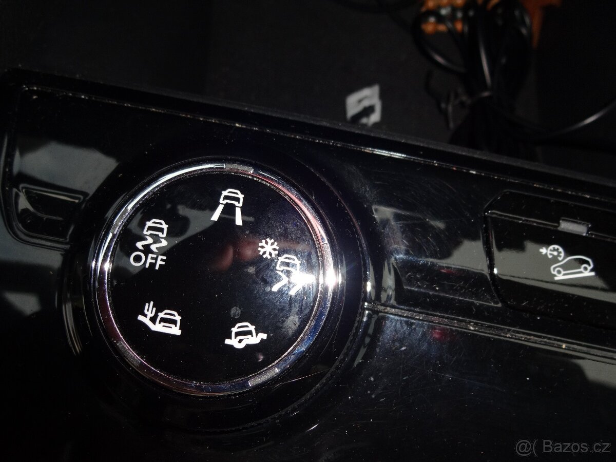 Peugeot 3008 1.2 PureTech 96 kW - 19