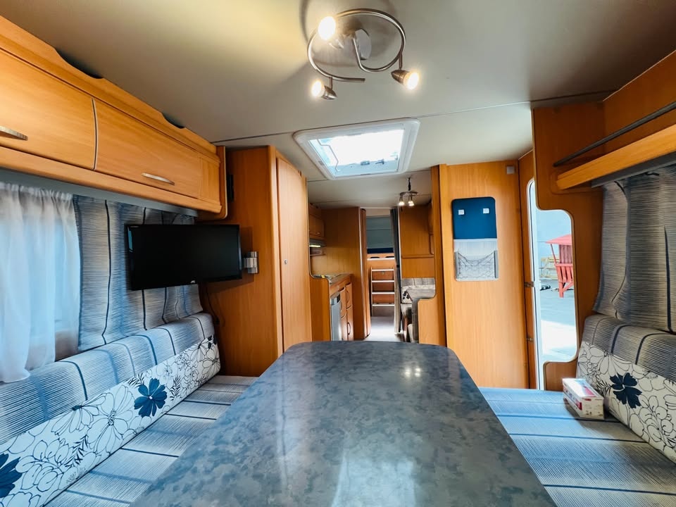 Karavan celoroční Stauber extreme 720 - 19