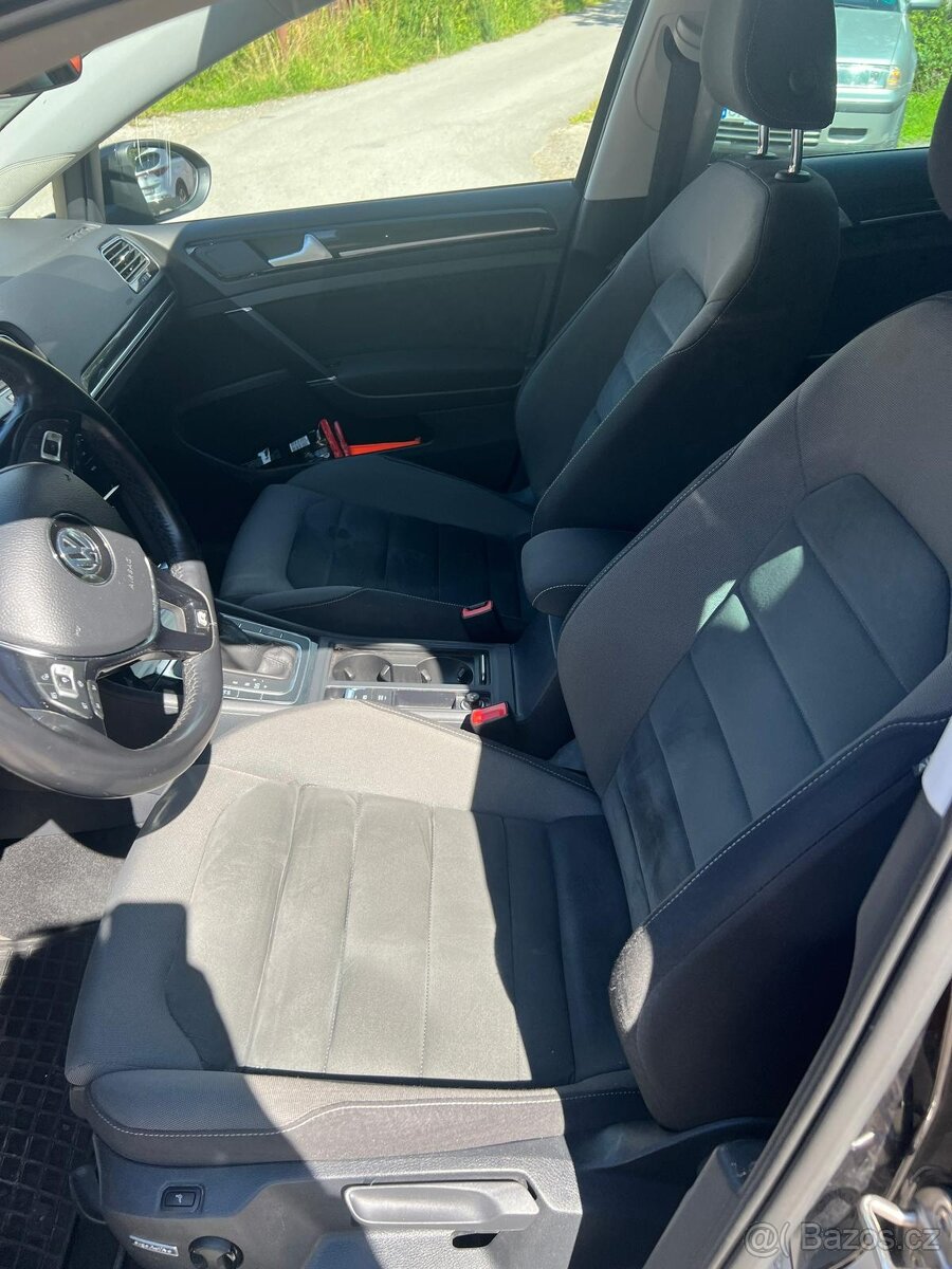 Volkswagen Golf Variant 2.0 TDI R-Line Highline DSG - 19