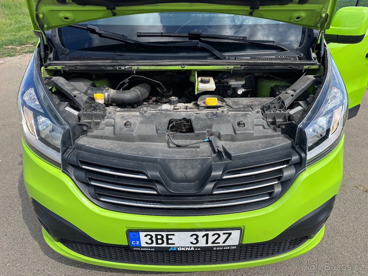 Renault Trafic 1.6dCi 92kw, 8 míst, SERVIS, ČR - 19