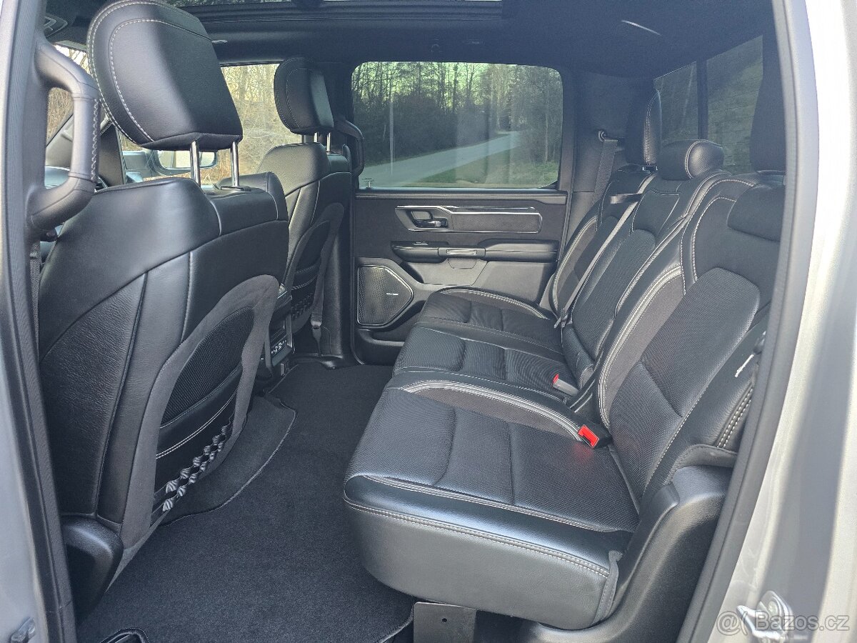 Dodge Ram, TRX 6,2, NEBOURANÉ, MAX VÝBAVA 2021 - 19