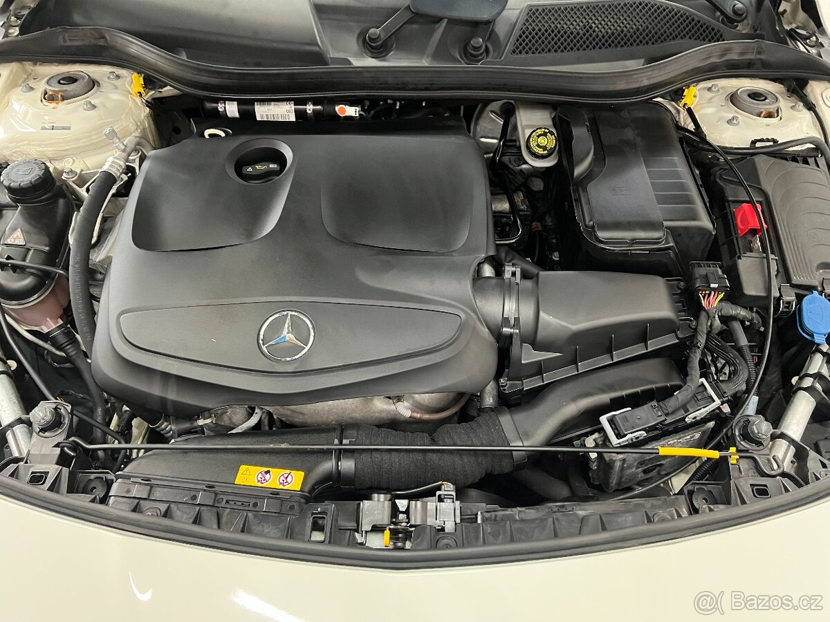 Mercedes-Benz CLA 180 AMG SHOOTING BRAKE KŮŽE NAVI KAMERA TZ - 19