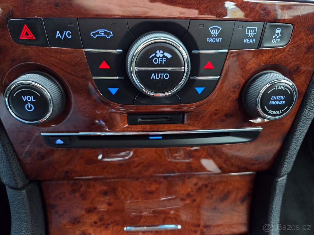 Chrysler 300C, 3.6i V6 Automat - 19